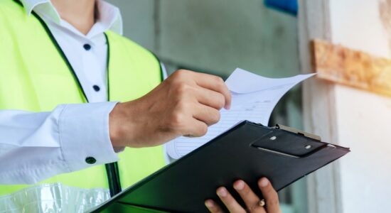 Avaliação de Agentes Químicos e Físicos em Três Pontas